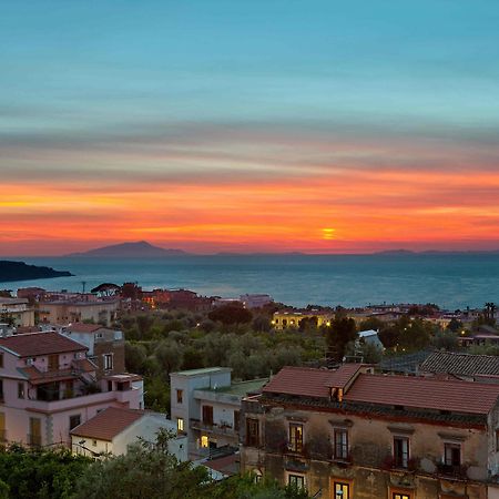 Hotel Girasole Сорренто Экстерьер фото