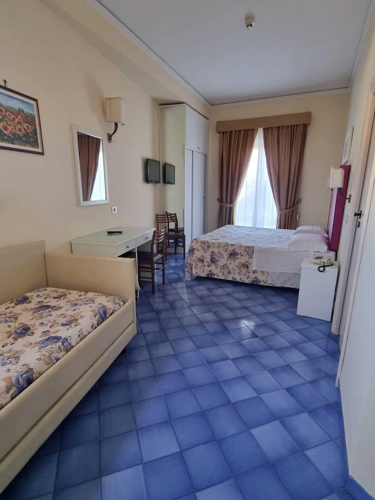 Hotel Girasole Сорренто Экстерьер фото